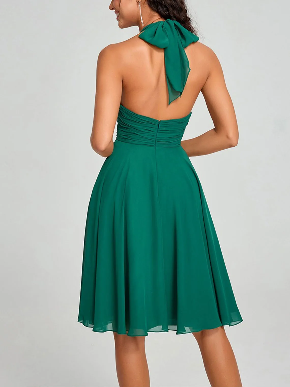 Elegante chiffon a-lijn prinses halter mouwloze korte mini bruidsmeisjesjurk met ruches galajurk 2025, gratis aangepast