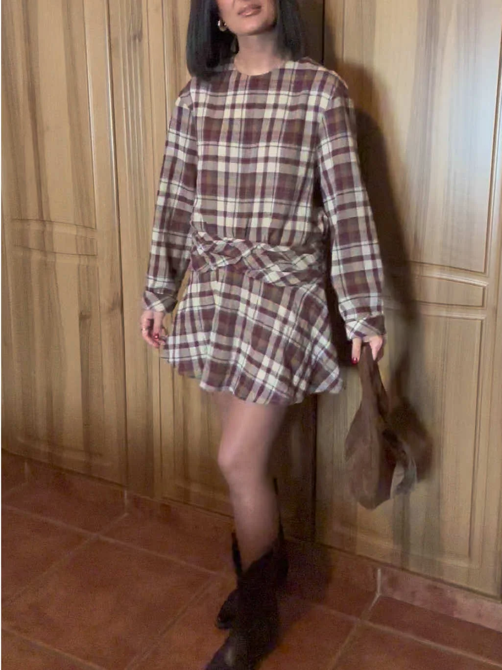 Casual doce xadrez vestido curto o pescoço manga longa vestido plissado 2025 primavera outono moda streetwear bonito vestido feminino