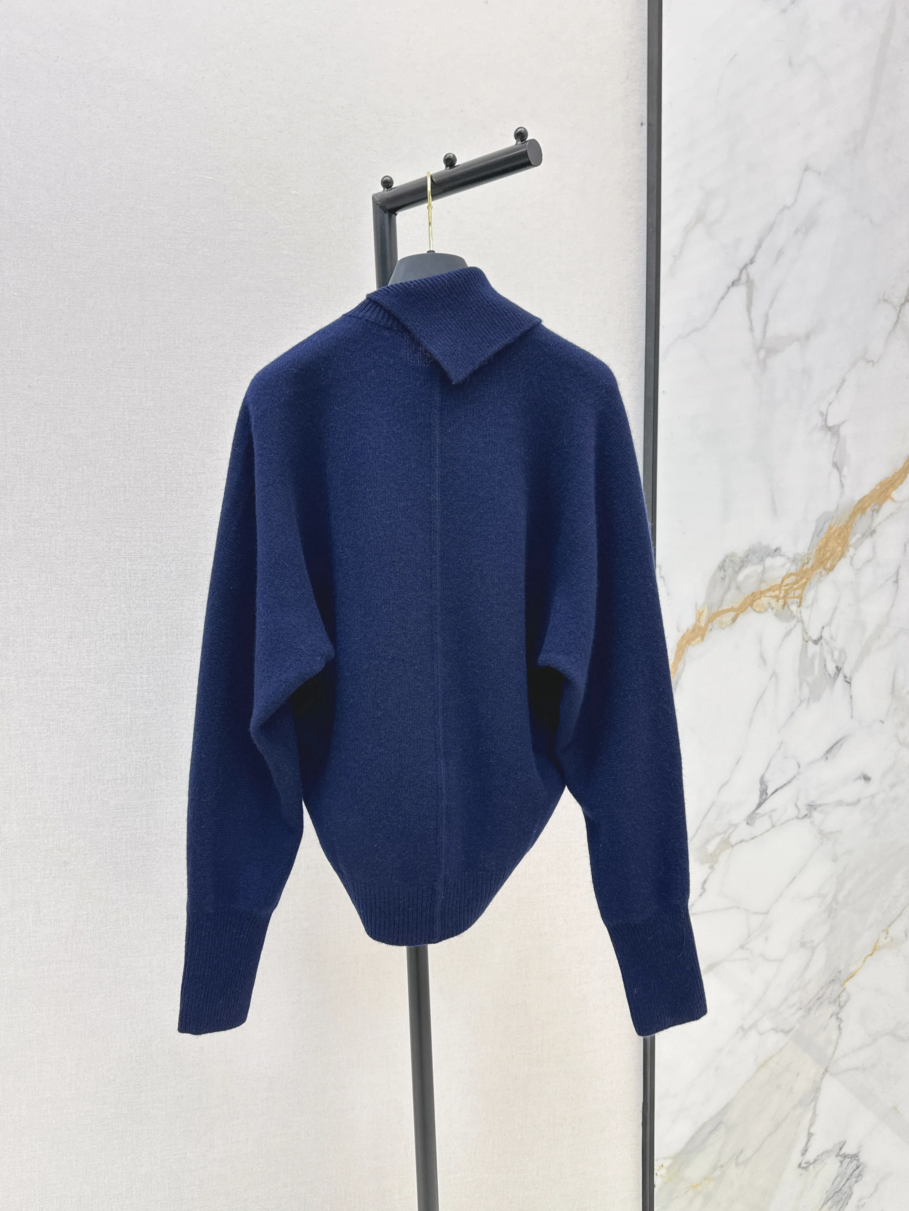 

Early Autumn New Style Women Simple Chain Decoration Turtleneck Sweater