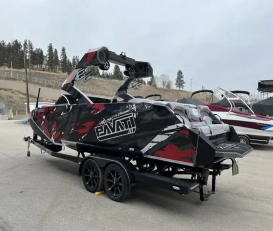 Selling Pavati AL26 Aluminum Wake Boat brand New