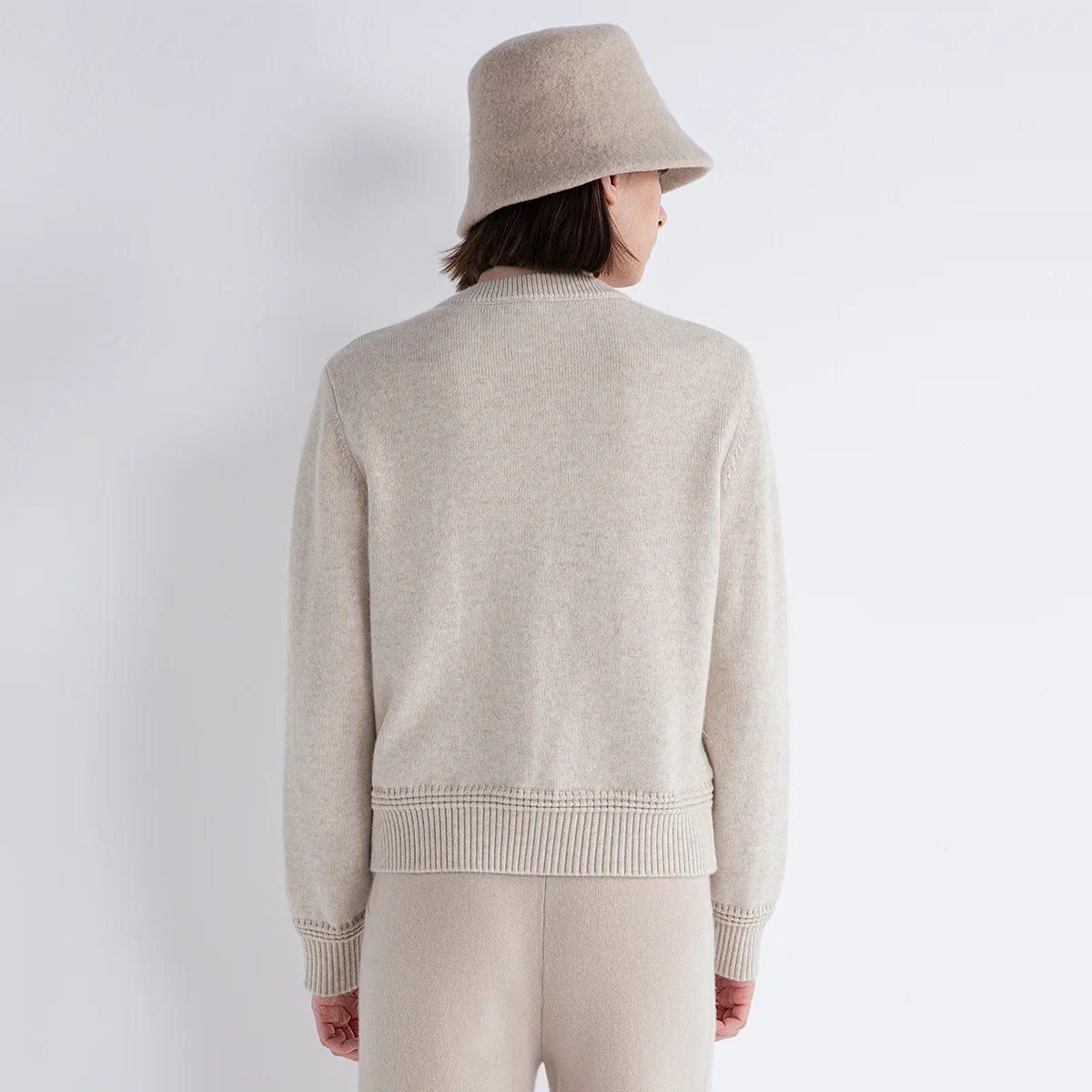 ﻿TX852129 Luxury Minimalist Women’s LP Down Knitwear 100% Cashmere Puffer Cardigan Sheepskin Pocket Outerwear