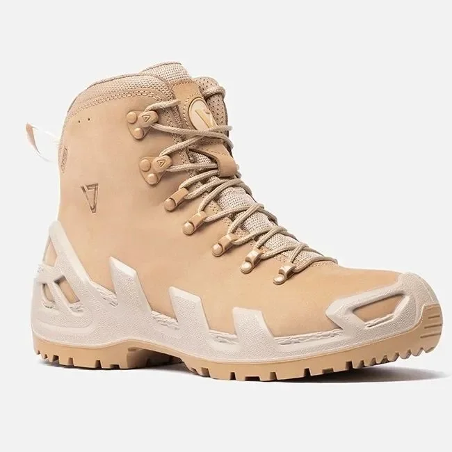 Sepatu bot Pro Mid Desert