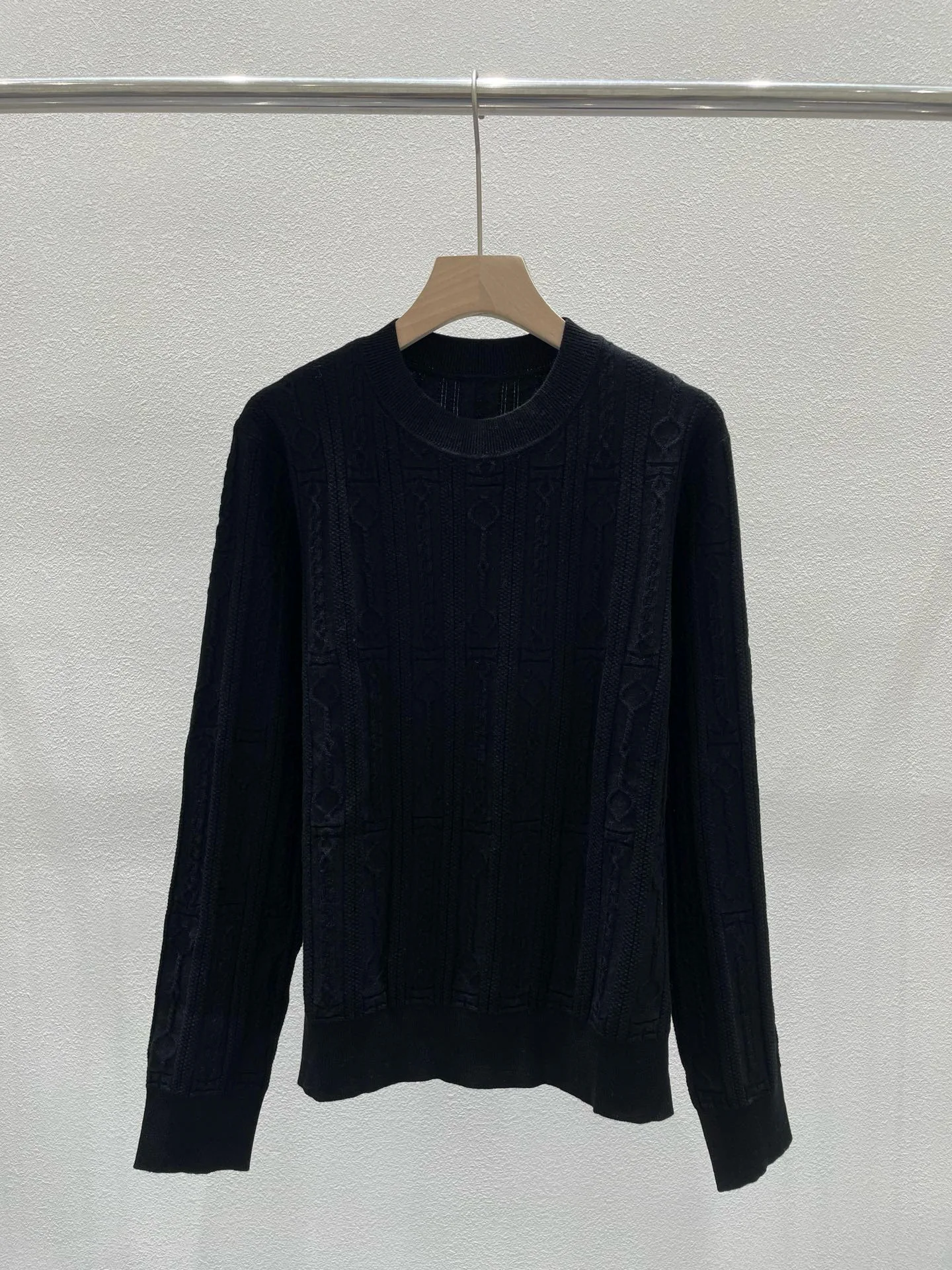 Casual 100% wool cable knit pattern pullover