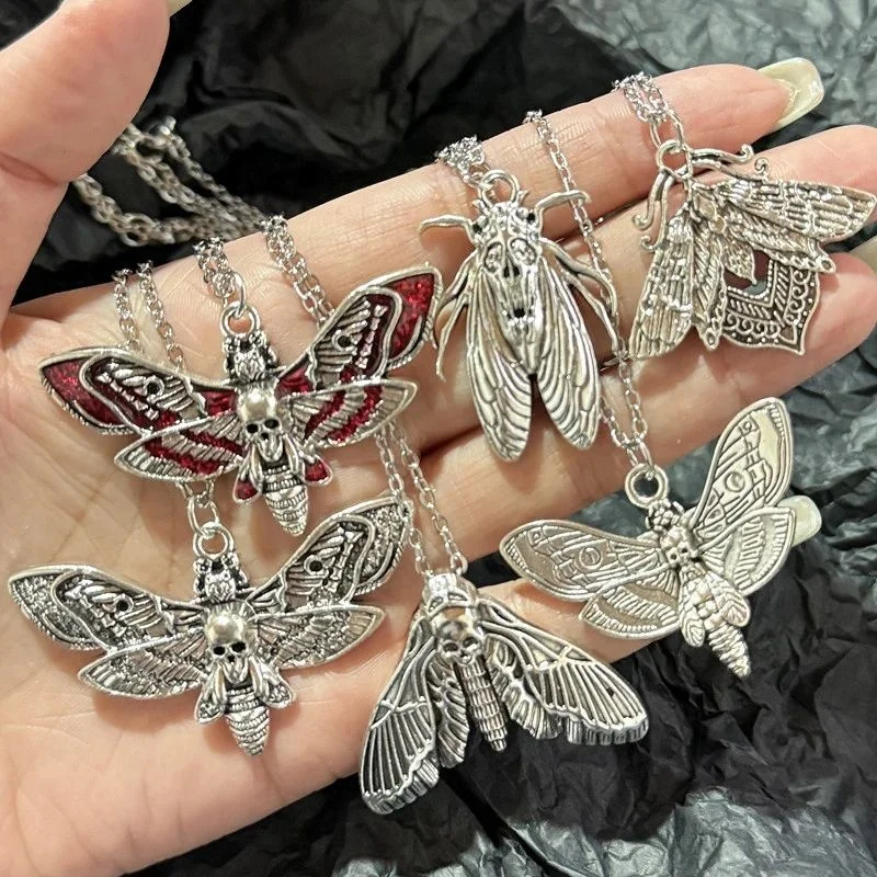 6Pcs Gothic Death Moth Necklace Set, Retro Silver Skull Moth Pendant Necklace Red Enamel Insect Pattern Aesthetic Jewelry