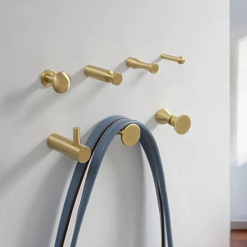 Scandinavische moderne wandgemonteerde haken massief messing rek jaskappen muurhanger ronde individuele kledinghaken badkameraccessoires - afbeelding 2