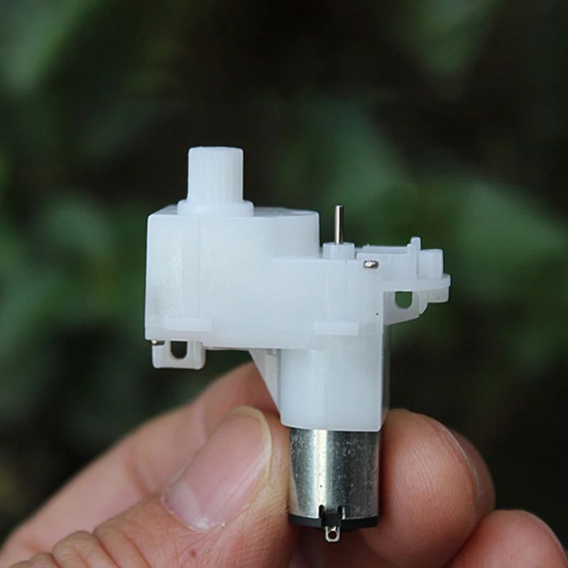 1PCS DC 3V-5V Micro Gear Motor 250PRM Low Speed Reversible Reducer Plastic GearBox Brushed Engine for DIY Toy Robot Smart Car