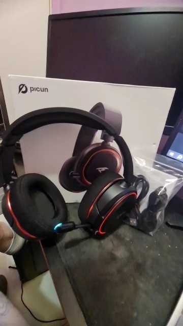 Picun G2 2.4G Wireless Gaming Headset Bluetooth Headphones 5ms Low Latency 7.1 Surround ENC Mic For PC PS4 PS5 Phone Switch photo review