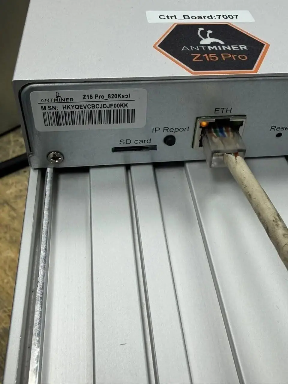 

Bitmain Antminer Z15 Pro 840ksol/s 2560W Zcash Miner
