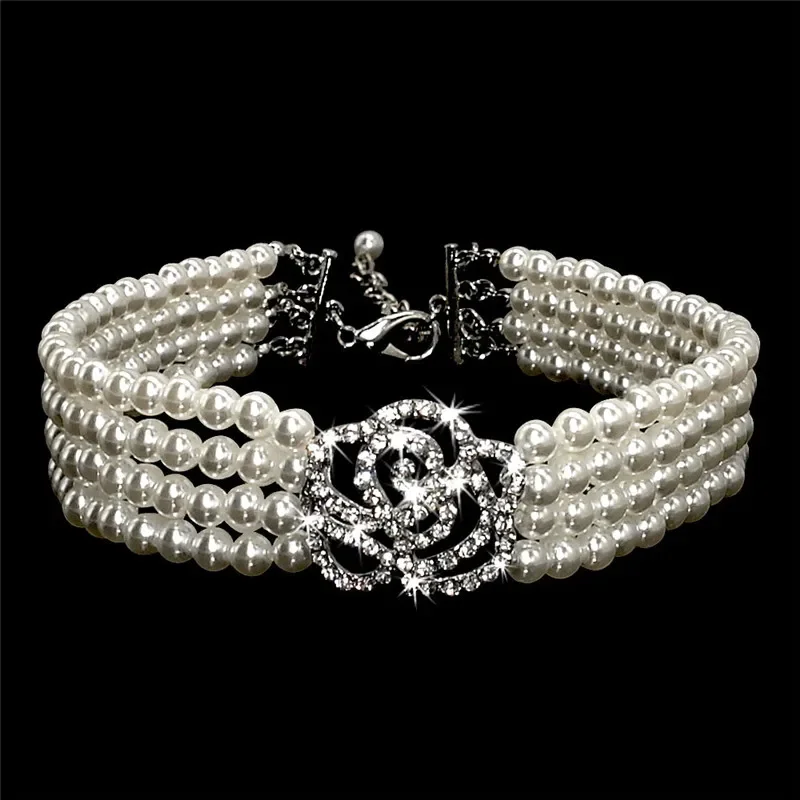 Naszyjnik z pereł obroża z biżuterią obroża dla szczenięcia i kota z Rhinestone sztuczne Diamante Rose Dog akcesoria dla zwierząt — zdjęcie 2