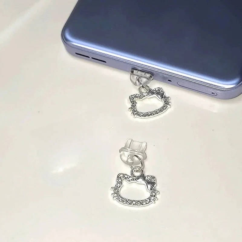 Mode cristal Hello Kitty téléphone portable avec trou Port de chargement universel bouchon anti-poussière type-c téléphone pendentif bijoux cadeau