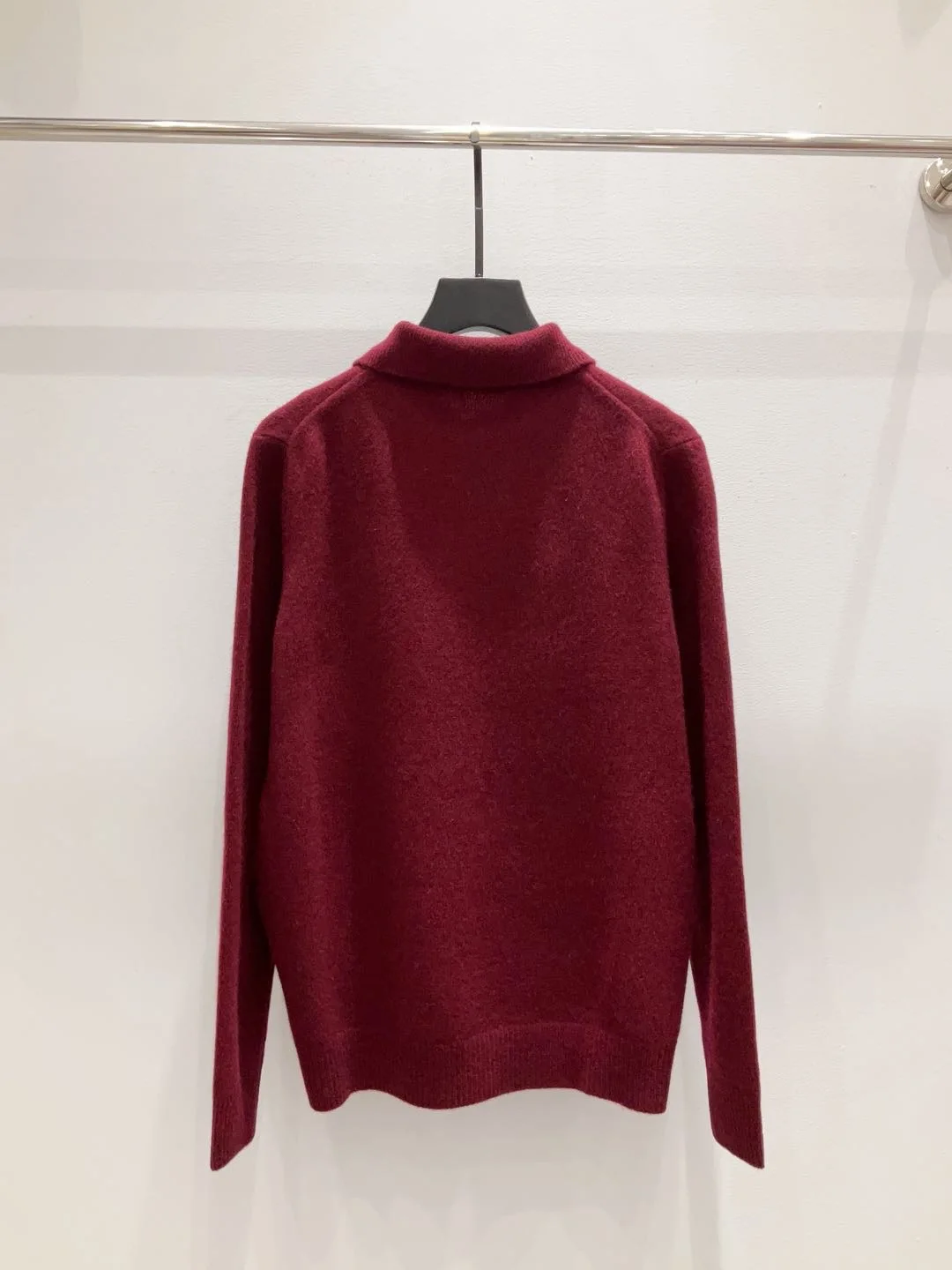 

2025 Autumn New Style Women's Collarless Knitted Long-Sleeved Top