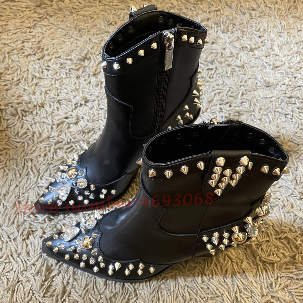 Rivetti di cristallo stivali Chelsea neri da donna gemme Appliques stivaletti di lusso tendenze femminili Splicing in pelle scarpe da sera a punta