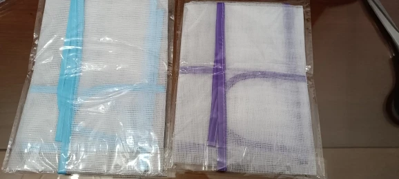 2pc Heat Protective Ironing Cloth Protector Ironing Scorch Saving Mesh Pressing Pad Cloth Insulation Pad for Easy Ironing Sewing photo review