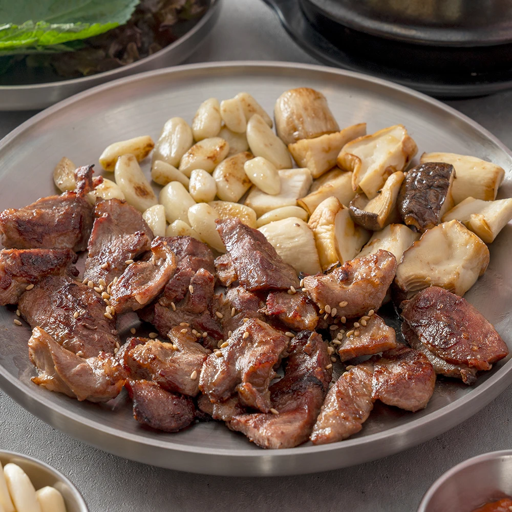 제주 돼지 뒷고기 부드러운 식감의 뽈살 2kg