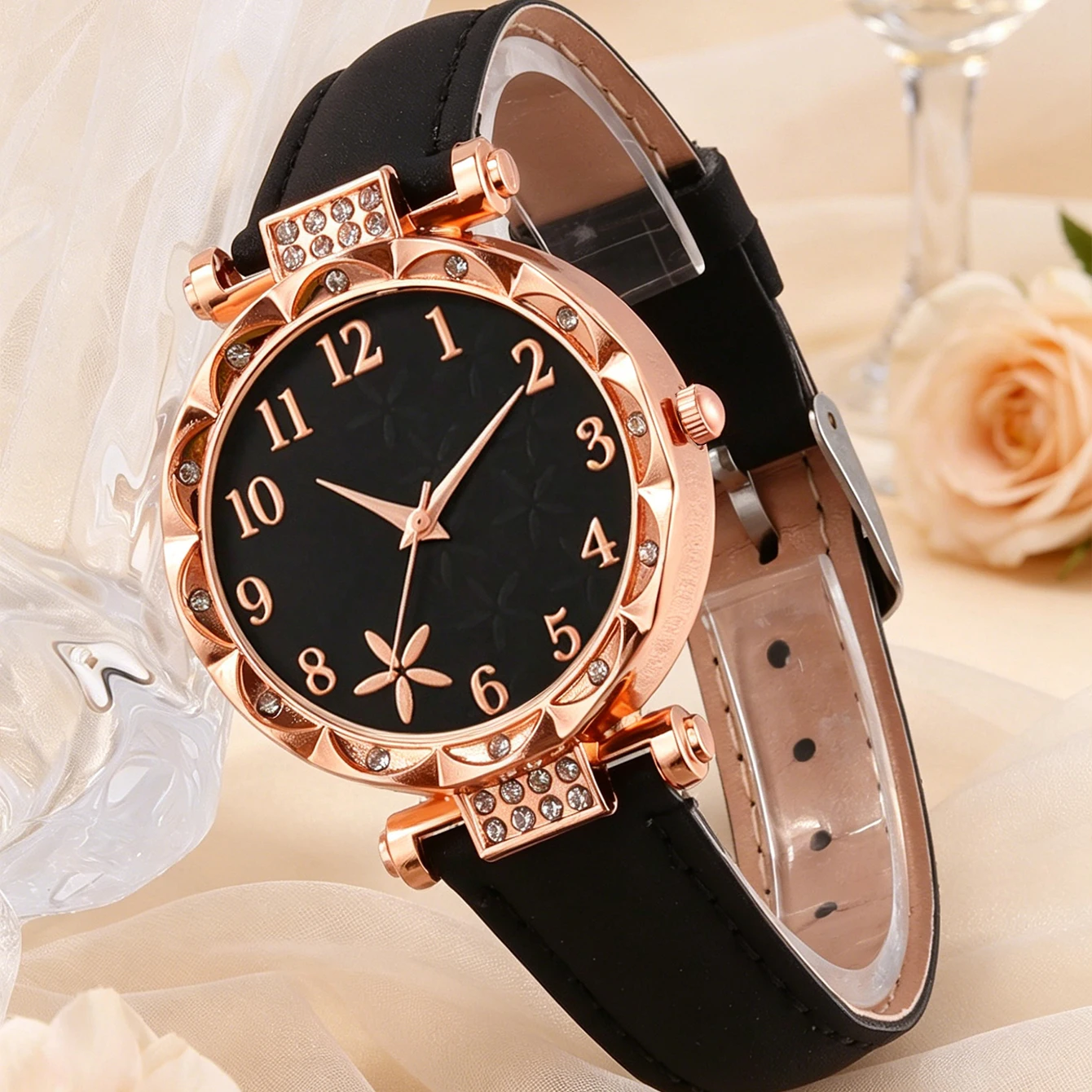 2-Piece Set of Women's Pu Leather Strap Fashion Watches with Heart-Shaped Rhinestone Bracelet, High-End Trendy, Exquisite Simple Pattern Quartz Watch and Bracelet Combo, Perfect Gift for Best Friend's Birthday, Girlfriend's Travel Vacation, Graduation Season, Halloween, Valentine's Day, Christmas