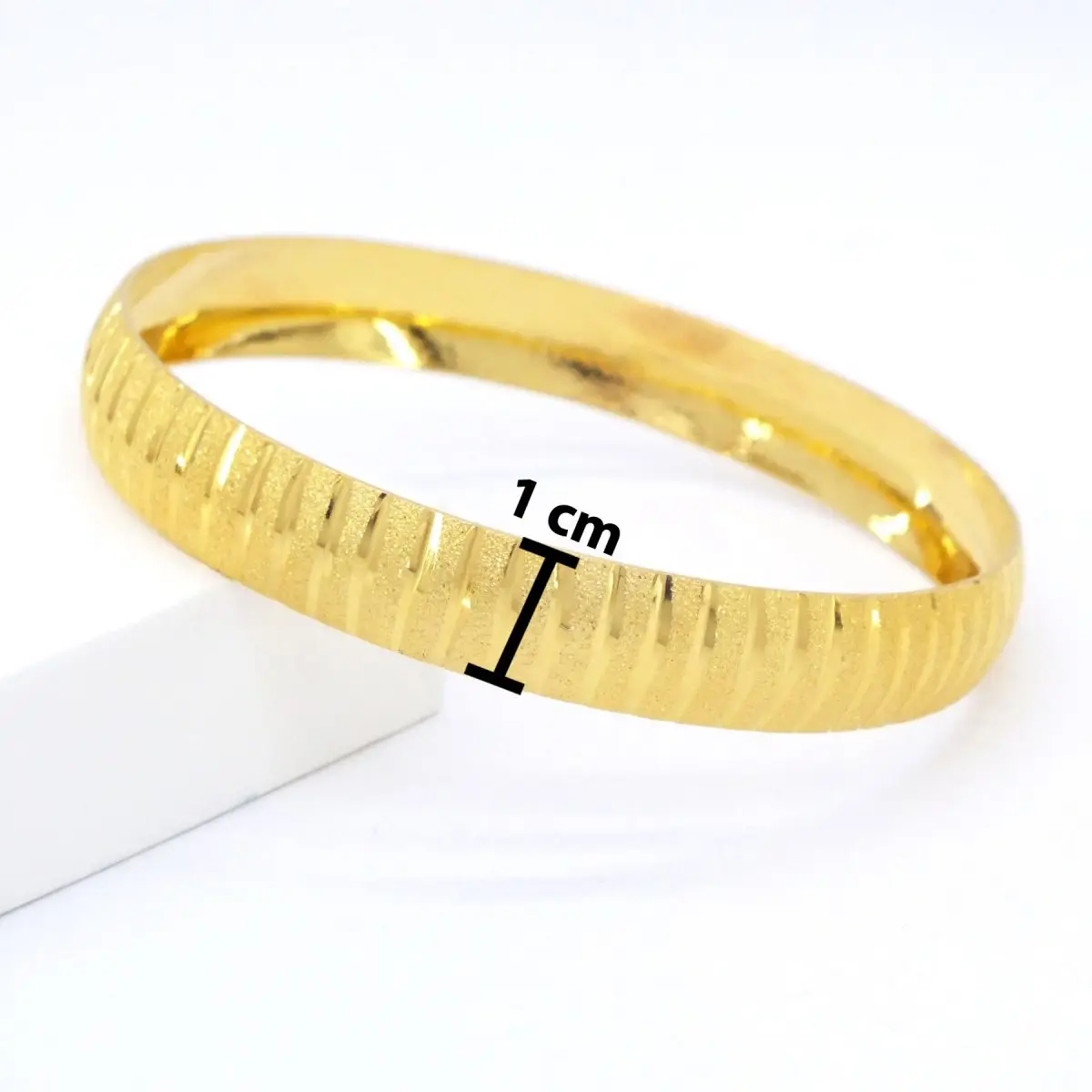 GoldFashion 22 Carat Gold Plated Striped Model 1cm Luxury Bracelet Bangle Charm Wholesale Dubai African Charm Wedding Engagement