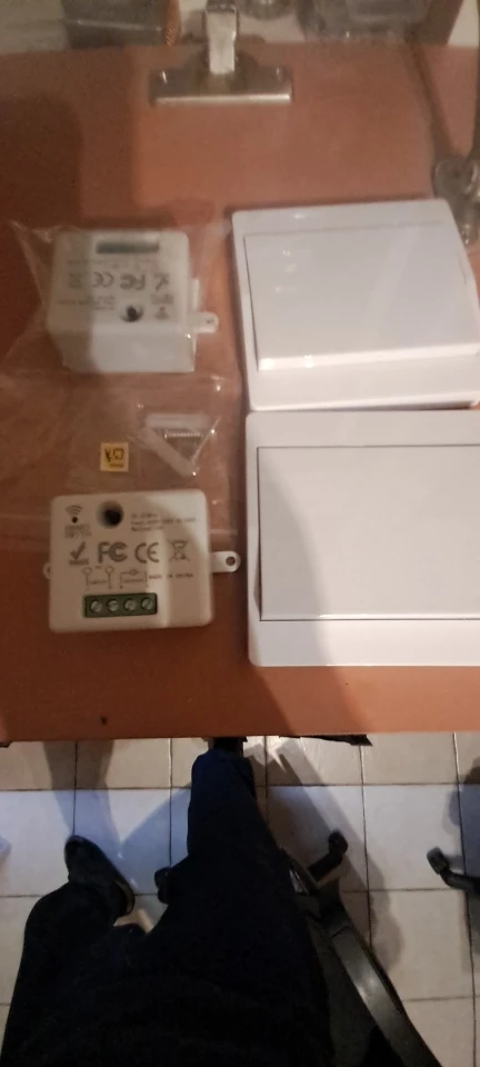 Mini 433MHz Smart Light Switch,50m Self Powered Wireless Wall Switch No Need Battery,110V 220V Mini RF Module,for Home Appliance photo review