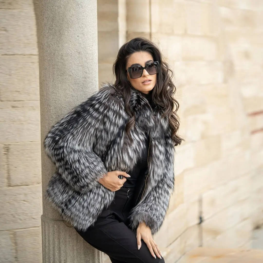 Real Silver Fox Fur Jacket for Women Winter Outwear High Quality Genuine Leather Natural Silver Fox Fur Coats with Stand Collar