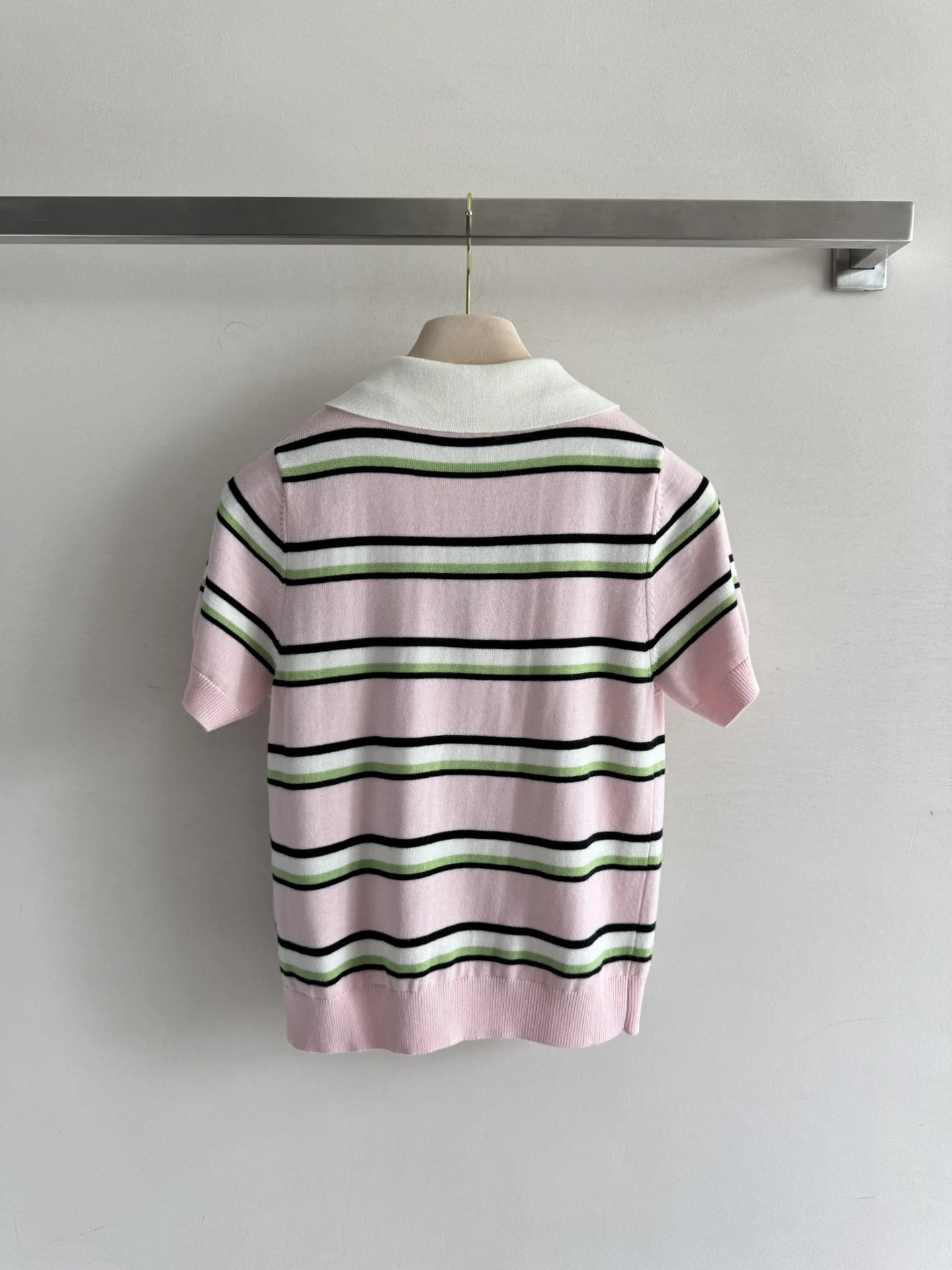 

2025 Spring/Summer New Women's Striped Short Sleeve Polo Shirt with Embroidered Alphabet accents Regular Style Contrasting W-193