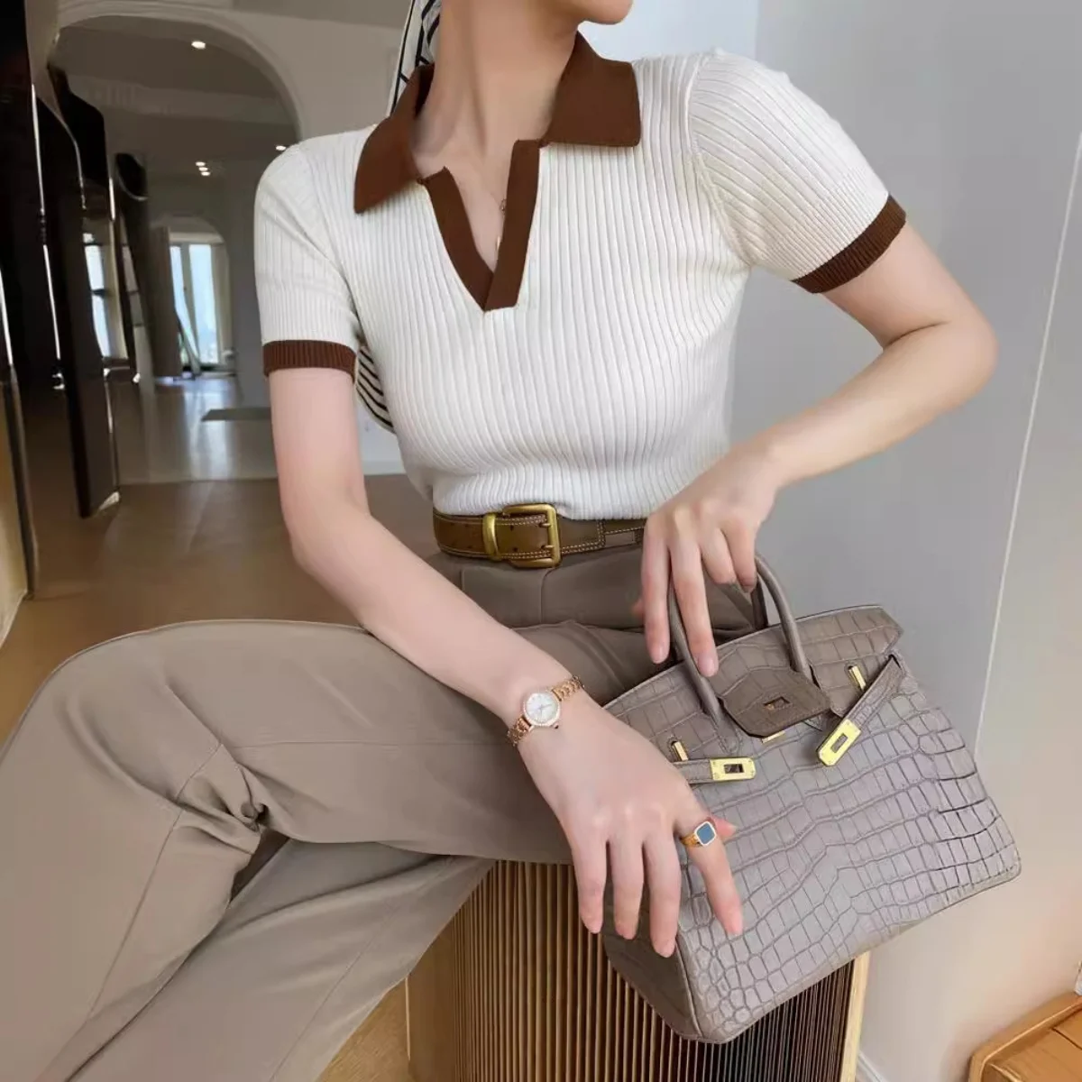 Damen V-Ausschnitt Strickoberteil Sommer Frühling Eleganter Kurzarm-Pullover Poloshirts Schlanke Freizeitkleidung Büro-Dame Street Vintage