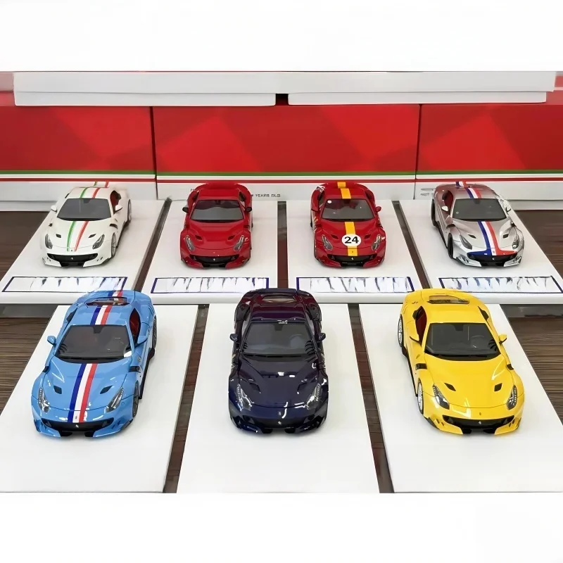 1:64 F12 TDF high-end hars miniatuur auto modemodel display, volwassen collectie display, geschikt voor vakantiecadeaus aan vrienden. - afbeelding 2