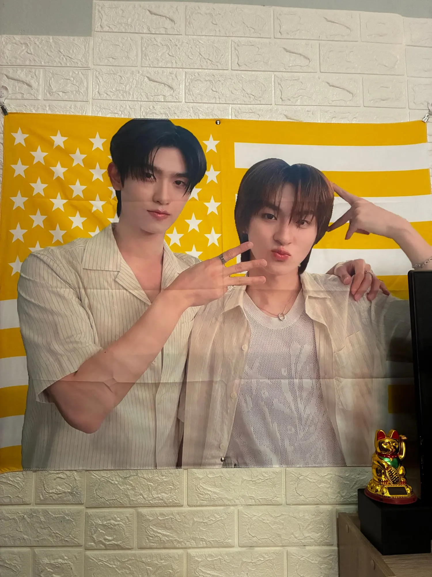 1pc Personalized photo customized American flag tapestry, room decoration banner tapestry customized for family, pets, idols photo review