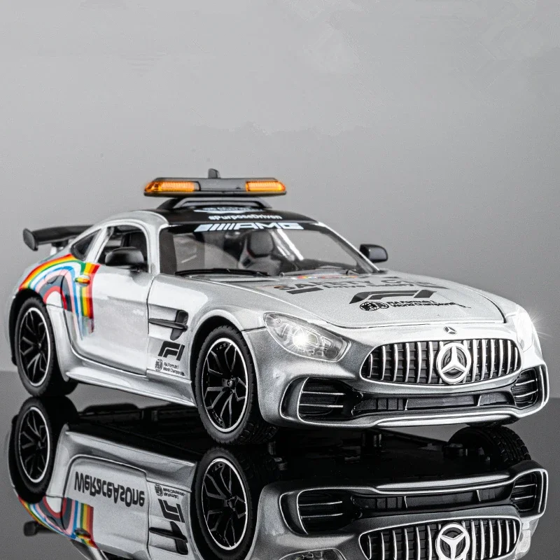 Modèle de voiture de sécurité de sport en alliage Benzs-ightGTR, moulé sous pression, jouet en métal, course, véhicules de sauvetage médical, son et lumière, cadeaux pour enfants, 1/24