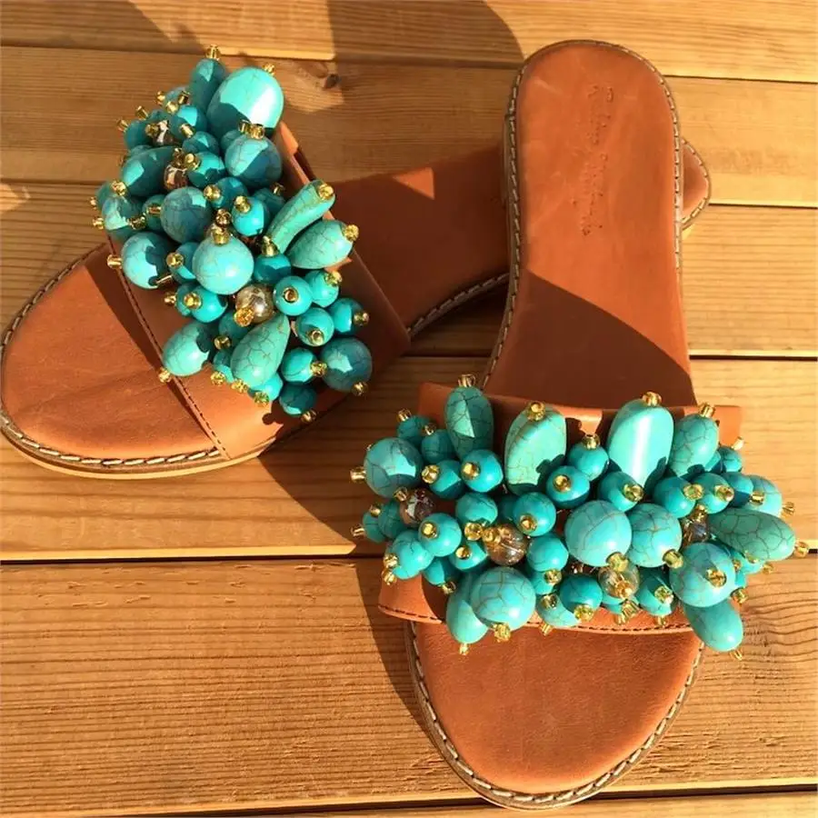 

2023 Summer Womens Genuine Leather Sandal Golden Chain Turquois Coral Stone Nonslip Sole Luxury Seaside Slipper Lightweight Heel