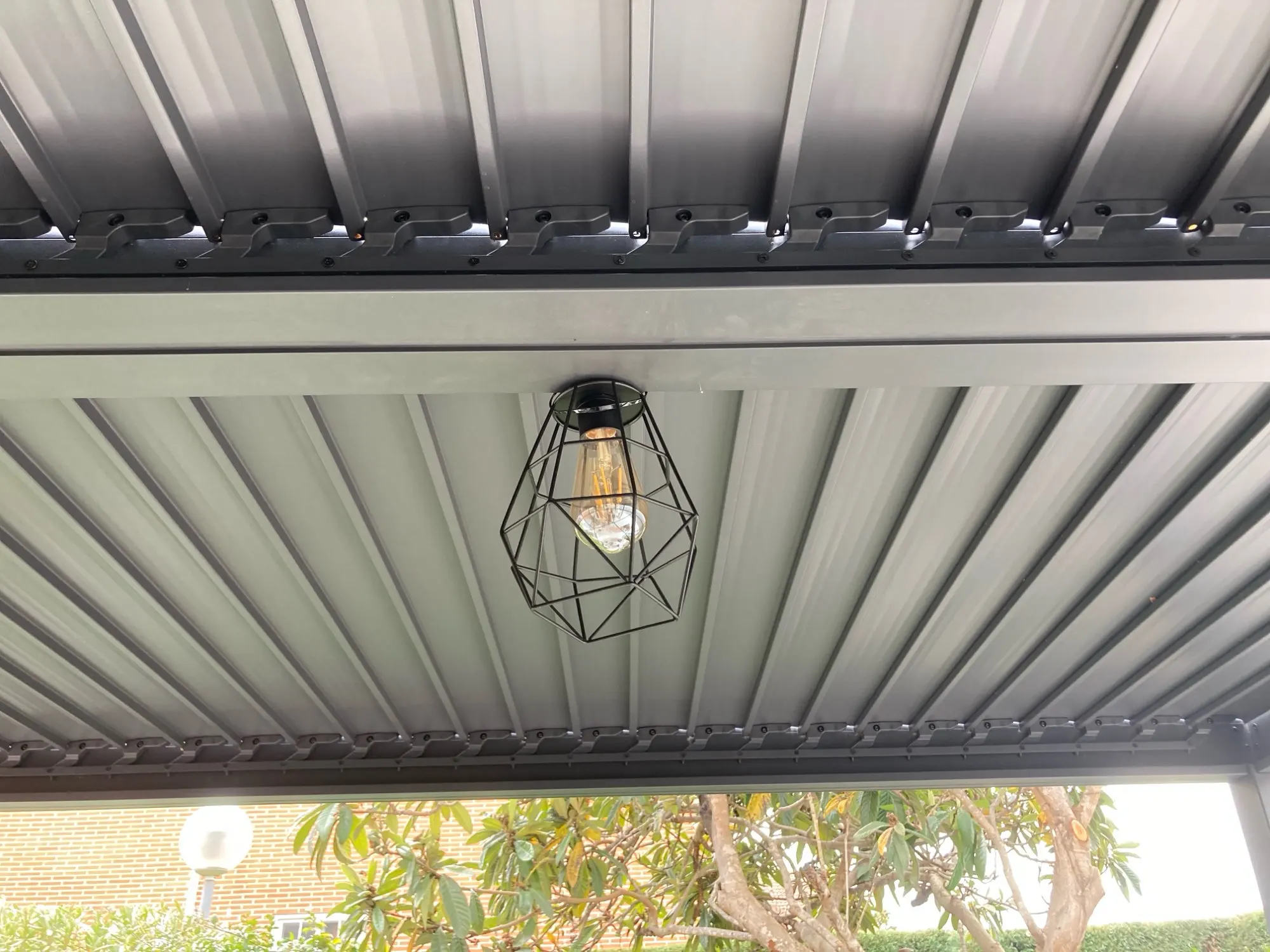 Lampe solaire rétro avec abat-jour vintage