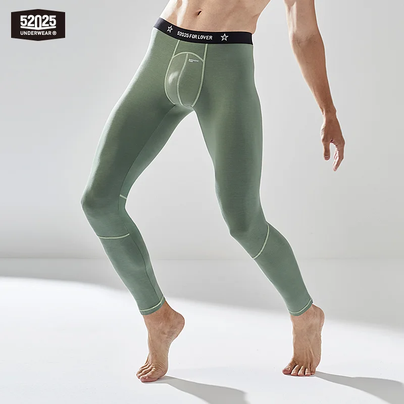 

52025 Men’s Innovative Thermal Leggings with Enlarged Pouch – High-Quality Soft Pants with Perfect Fit. Viscose Thermal Pants