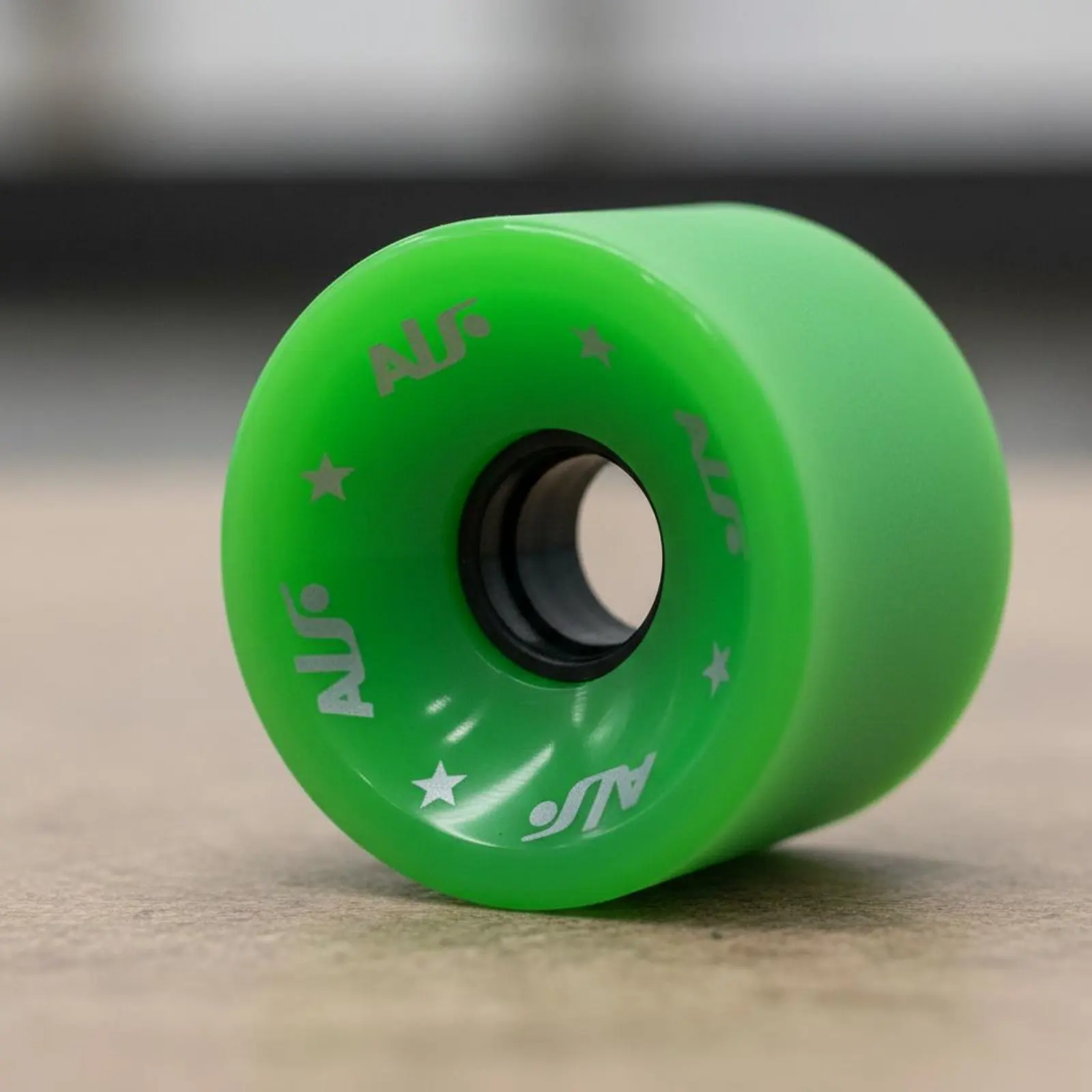 80A Soft Skateboard Wheel Smooth Ride Frosted Carving Skateboard Wheel High-Spring Polyurethane Wheels for Longboarders
