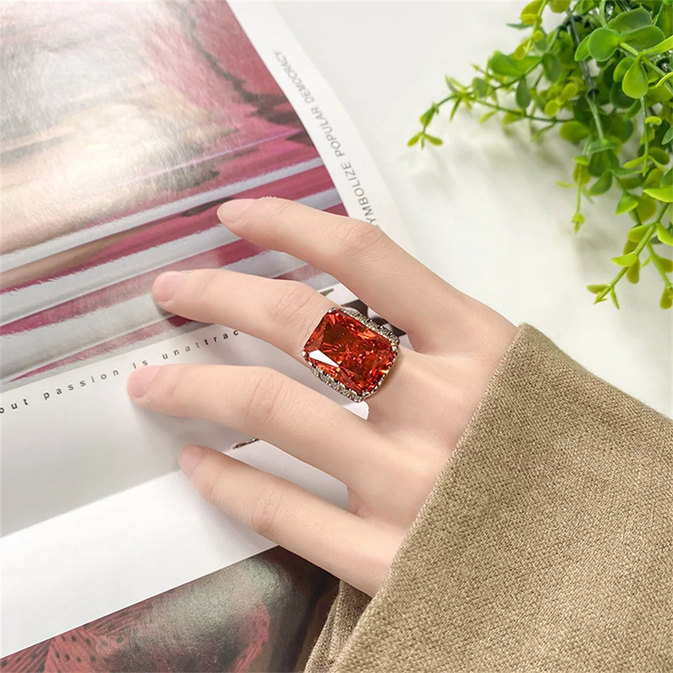Radiant Cut Square Diamond Closed Rings Main Stone 15*20 Free Shipping Items Luxury Atmospheric Stainless Steel Rings For Women
