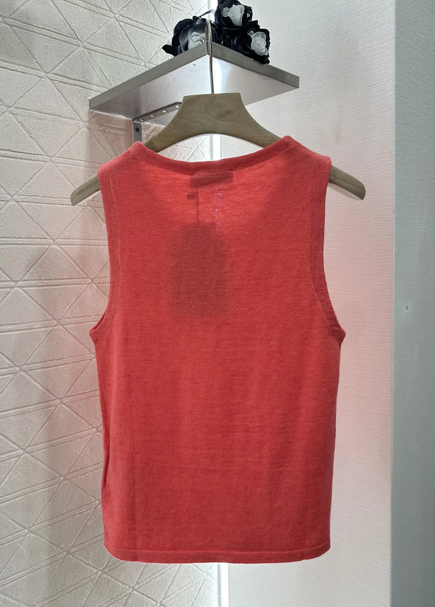 

Women's Wool Yarn Knit Cami: Supersoft & Stretchy, Vibrant Ribbed Trim Round Neck Vest, Allover Elasticity Tailored Fit 2025