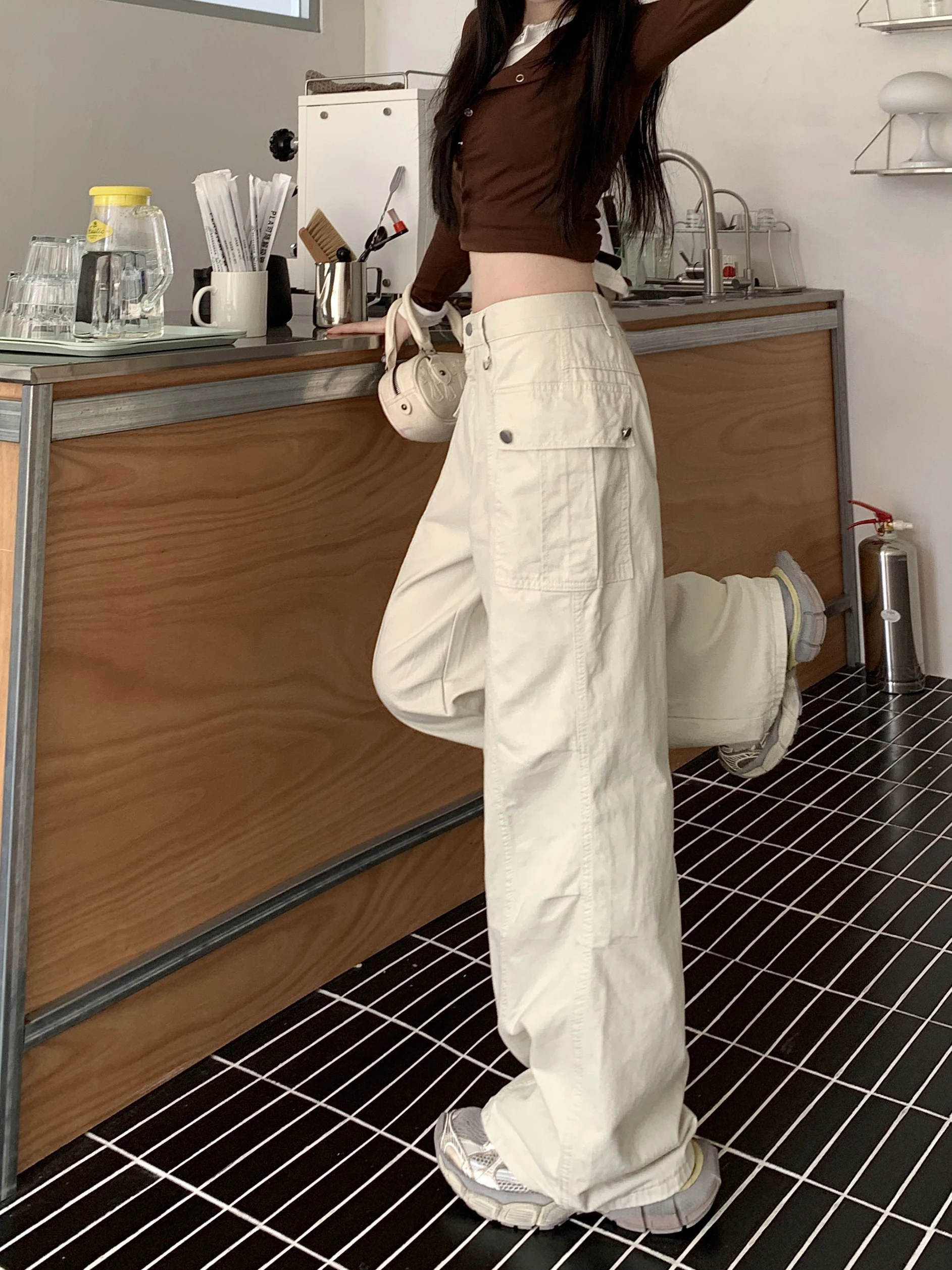 Pantalones multibolsillos con botones de color albaricoque para mujer, moda coreana Harajuku, pantalones de trabajo de calle alta, pantalones rectos sueltos de cintura alta de los años 90