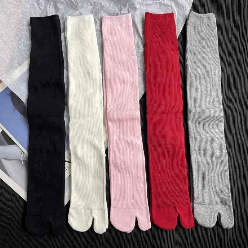 Coton peigné bout fendu homme femme chaussettes couleur unie petite rayure confortable doux deux orteils japonais Harajuku femmes Tabi Sox