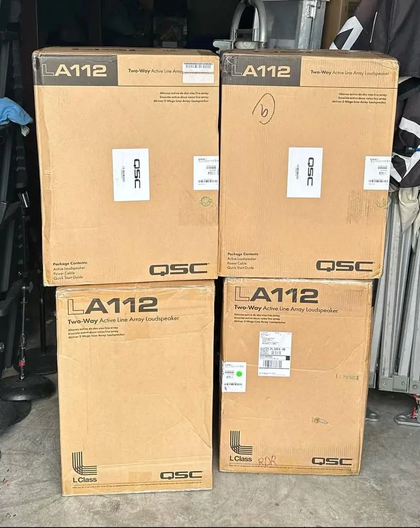 QSC LA112 2-Way Active Line Array with KW181 1000W 18" Subwoofer