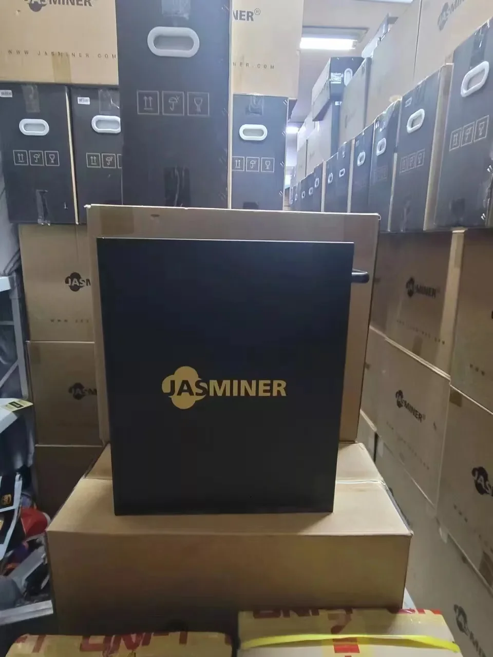 

Купите 2 и получите 1 бесплатно Jasminer X16-q 1950M 620W 8G память Wifi и т. д. ZIL OCTA ETHF Miner с блоком питания