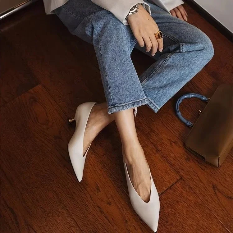 Escarpins à bout pointu pour femmes, chaussures de styliste à la mode, peu profondes, à enfiler, pour fête de danse, printemps-automne, 2025