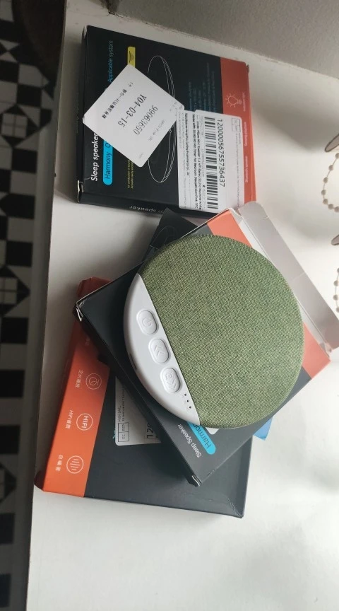 Under Pillow Mini Speaker 5.4 Hifi Stereo Sound Machine White Noise With 30/60/90 Min Timer For Bedroom Sleep photo review