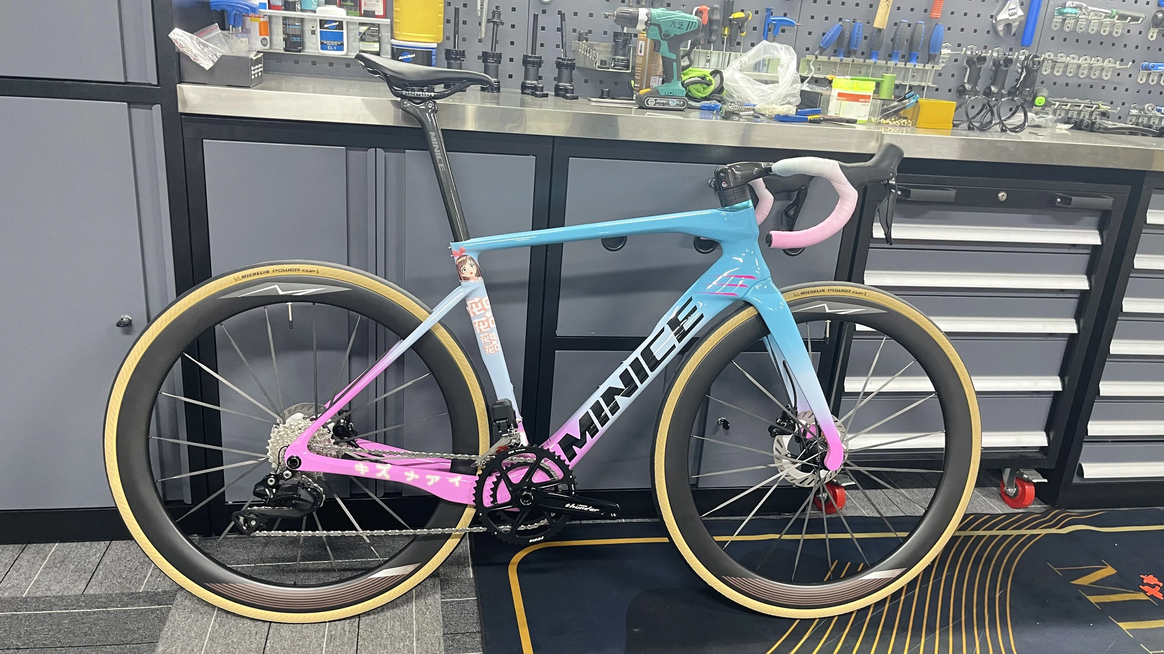 Minice Aerodynamic EPS Molded Carbon Frame Disc Brake Max 700*32C AERO Road Bicycle Frameset BSA Full Internal Cable Handlebar DI2 Mechanical