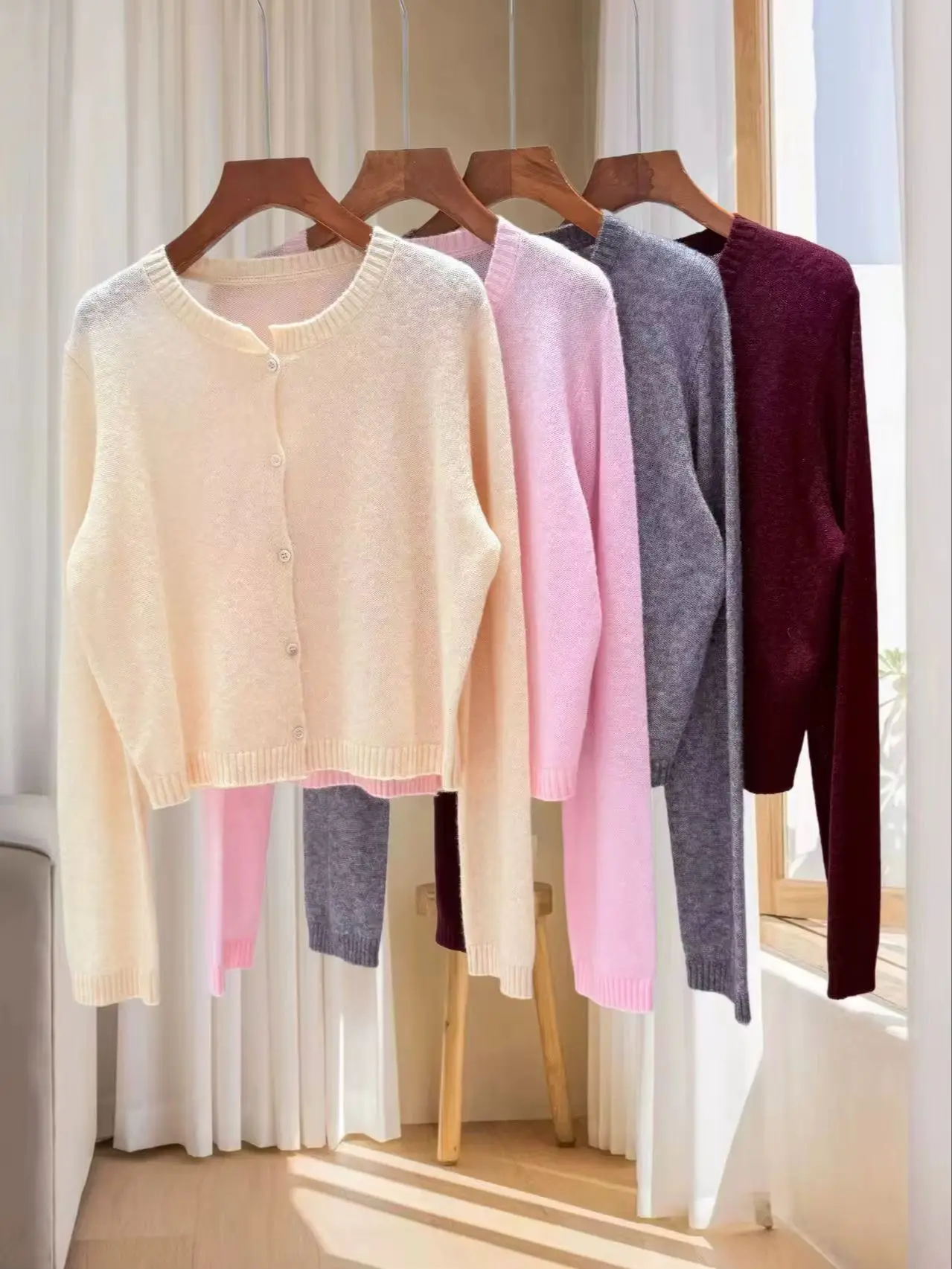 Classic Long Sleeve Round Neck Loose Knitted Cardigan