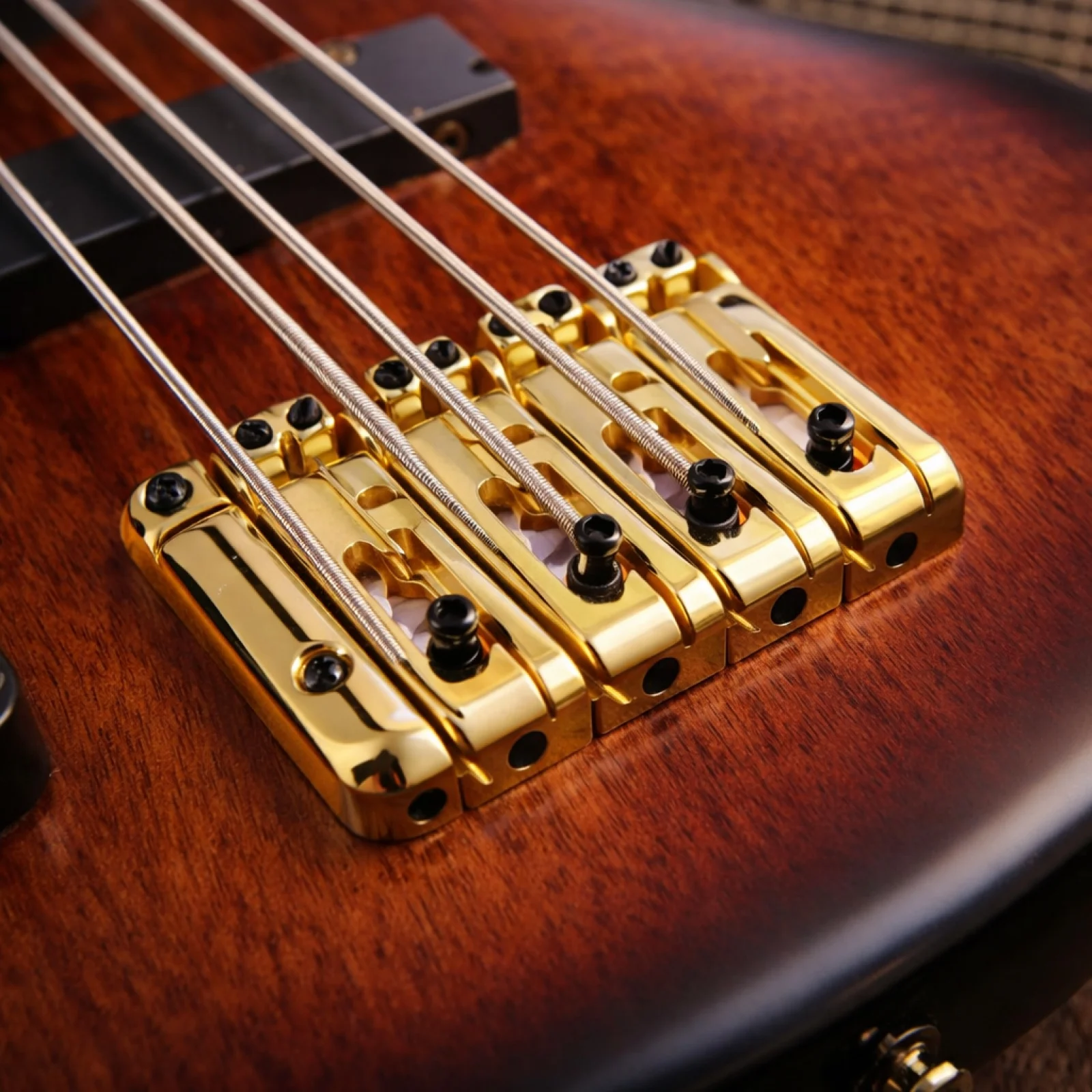 

Бридж для бас-гитары из цинкового сплава, 4 струны, расстояние между струнами 20 мм, регулируемые седла, запасные части для электробаса, 90x60 мм