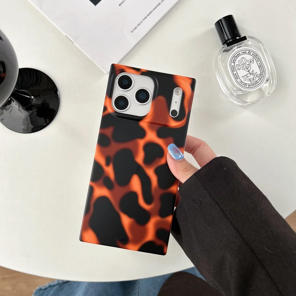 

Irregular amber leopard print mobile case, suitable for iPhone16/15/17/14Pro Max, South Korea INS new shockproof protective case