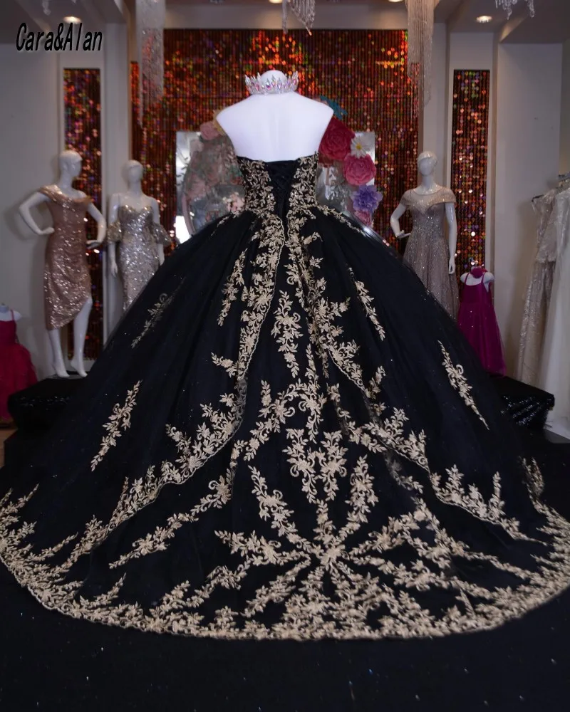 Black Quinceanera Dresses With Cape Lace Applique Sweet 16 Mexican Girls Prom Gowns Ruffles vestidos de 15 años