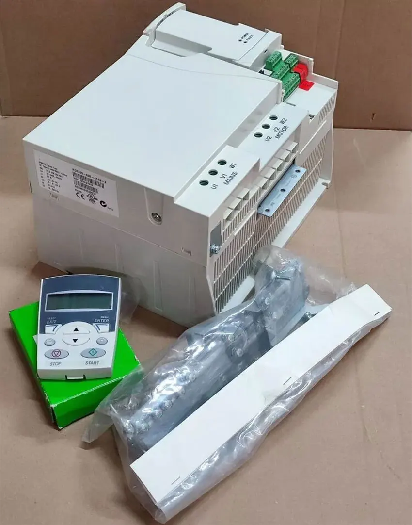 

Brand New ACS310-03E-34A1-4 ACS310-03E-41A8-4 ACS310-03E-48A4-4 One Year Warranty