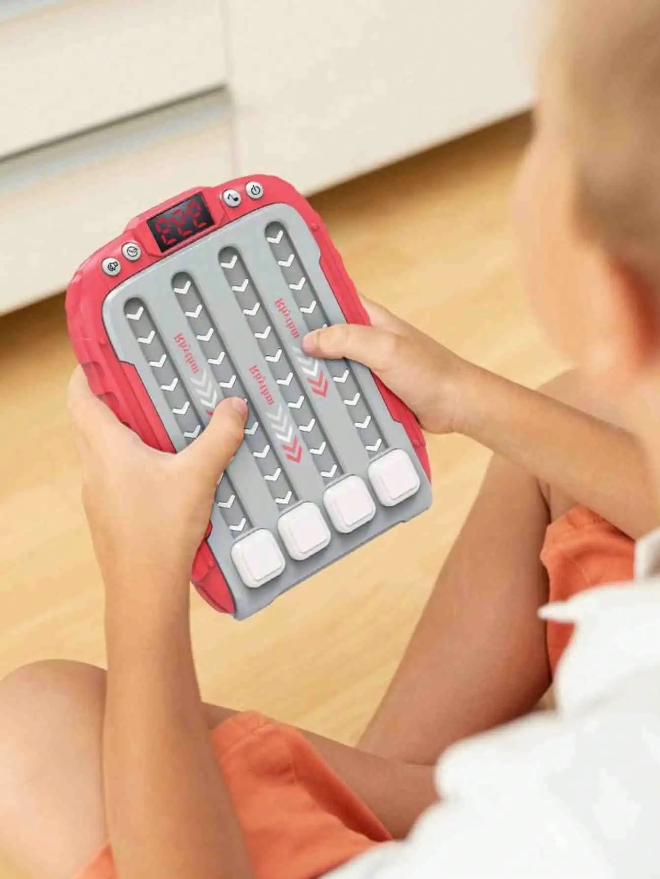 Music board game with score screen, practical skill with lights