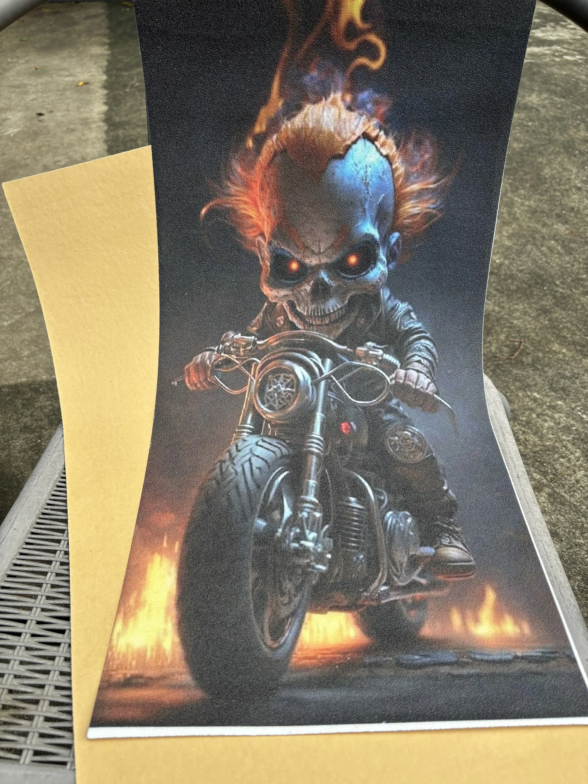 

Griptap Cool Red-Haired Motorcycle Rider Pattern Electric Scooter Anti-slip Sticker Sandpaper Skateboard Grip Tape Sheet 60*30cm