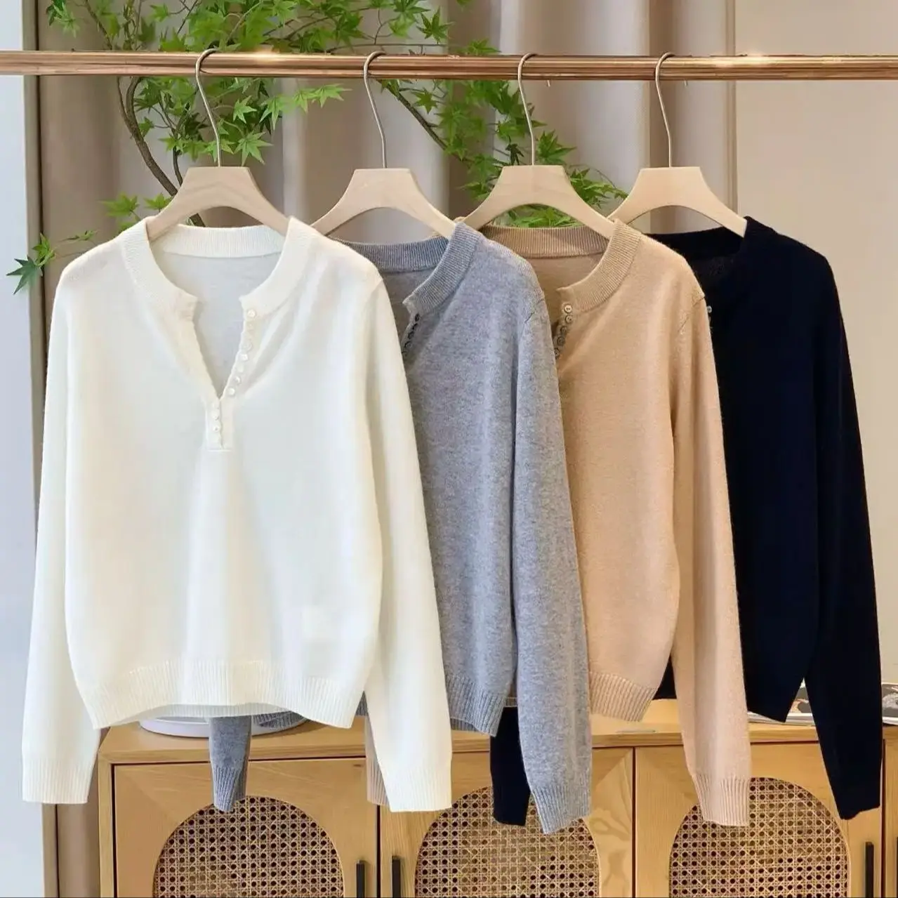 

Elegant casual women's solid color cashmere-wool knitted sweater