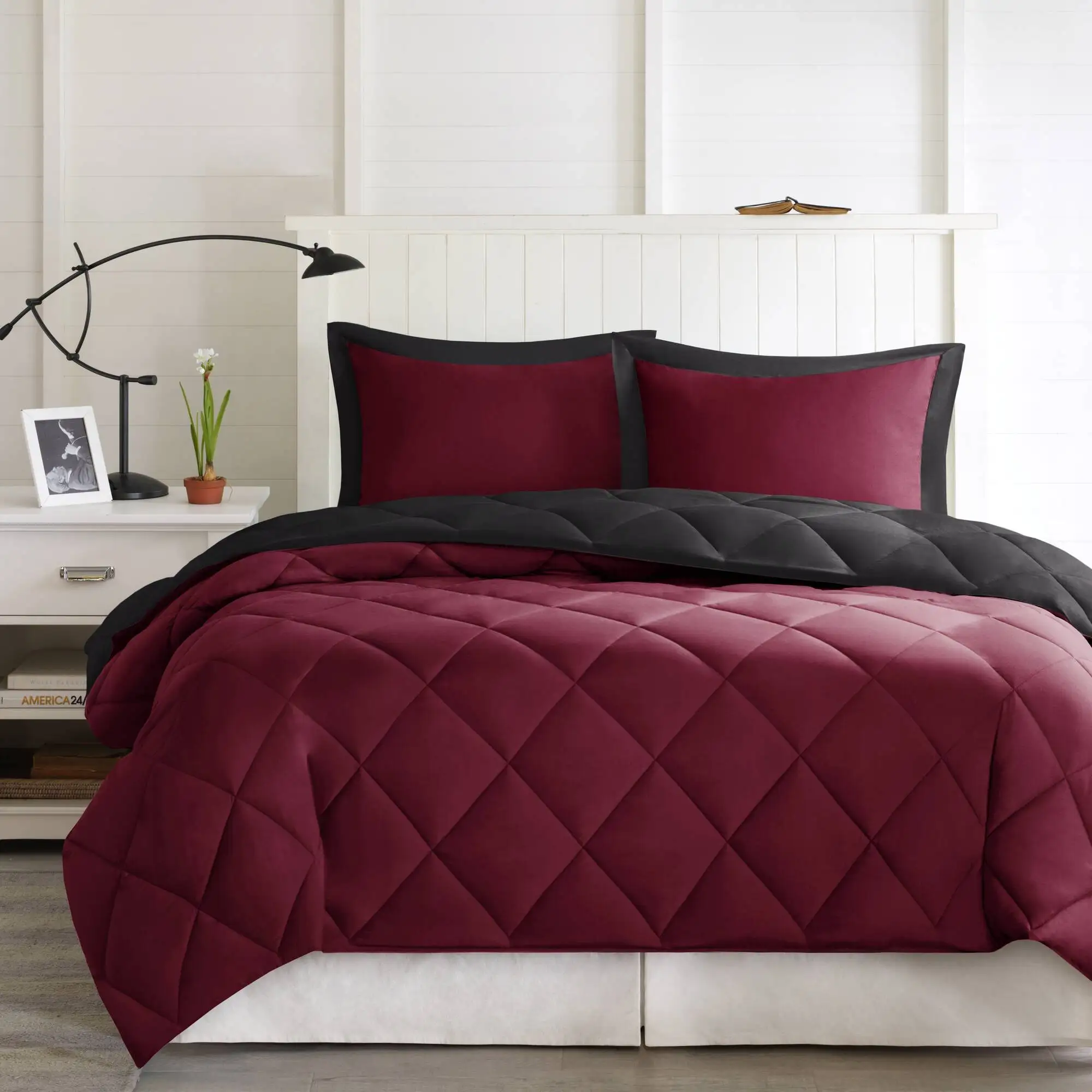 

3 Pieces Full/Queen 3M Scotchgard Diamond Quilting Reversible Down Alternative Comforter Set,Red+Black (Red+Black + Microfiber)