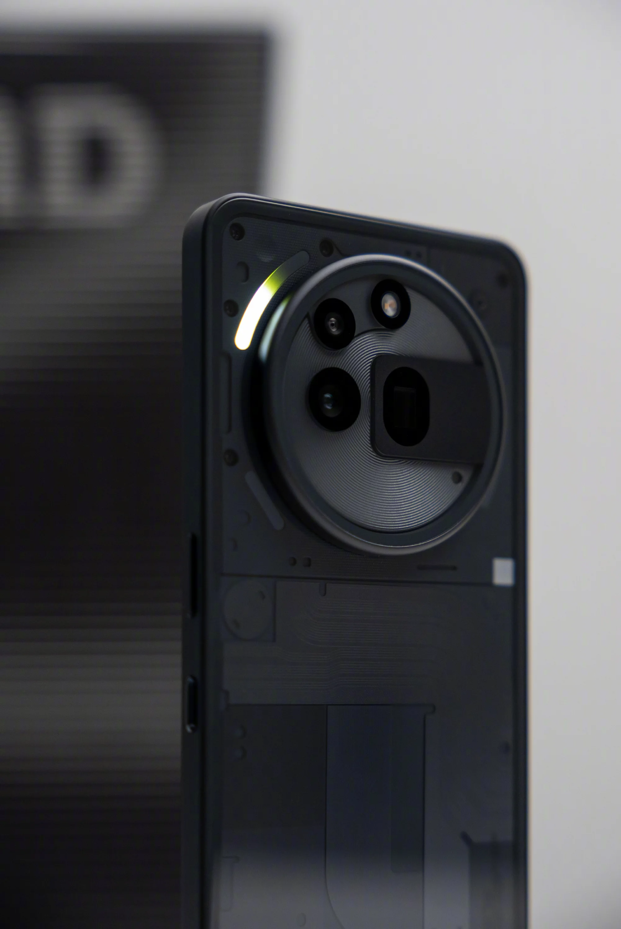 Nothing Phone (3a) Pro, sistema de cámara Pro de 50 Mpx, grabación de video 4K, pantalla FHD+ suave, 7s Gen 3 5G 9